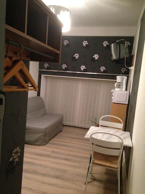 Studio Le Central Vittel Bilik gambar